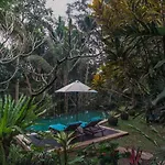 Leona Ubud